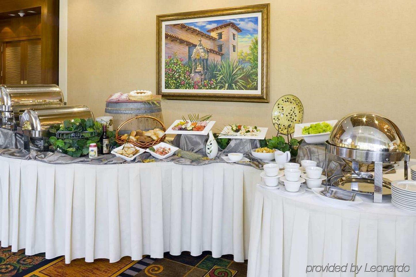Hotel Doubletree By Hilton San José Restaurant photo